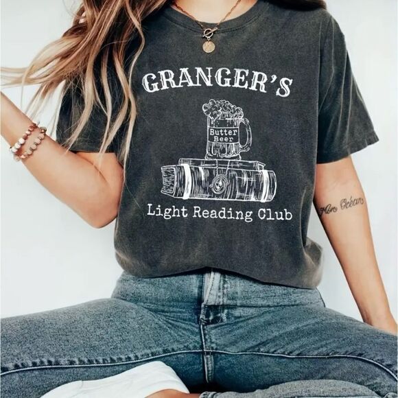 Harry Potter ‘Granger’s light reading club’ tee shirt. - Picture 1 of 3